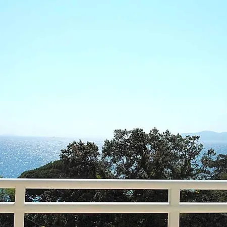 Cap Negre מלון